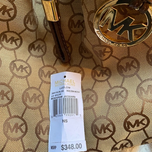 Michael Kors Bag - Picture 4 of 10